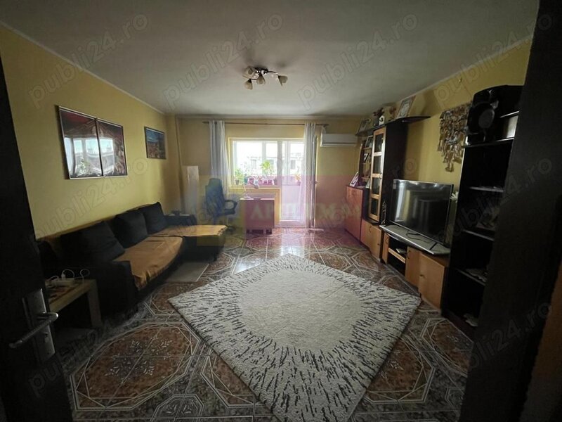 Vanzare apartament 3 camere Unirii-Carrefour